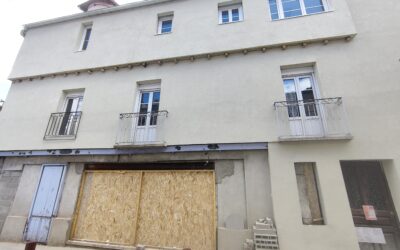 Crépi de façade à Valence : gratté, écrasé ou semi-gratté, lequel choisir ?